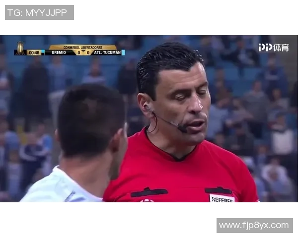 图库曼与格雷米奥激战正酣谁能在这场对决中笑到最后