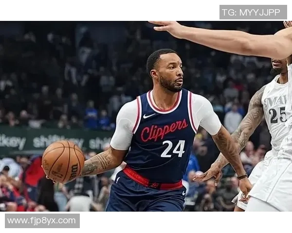 快船与独行侠激战2020年8月24日NBA季后赛精彩回顾与分析